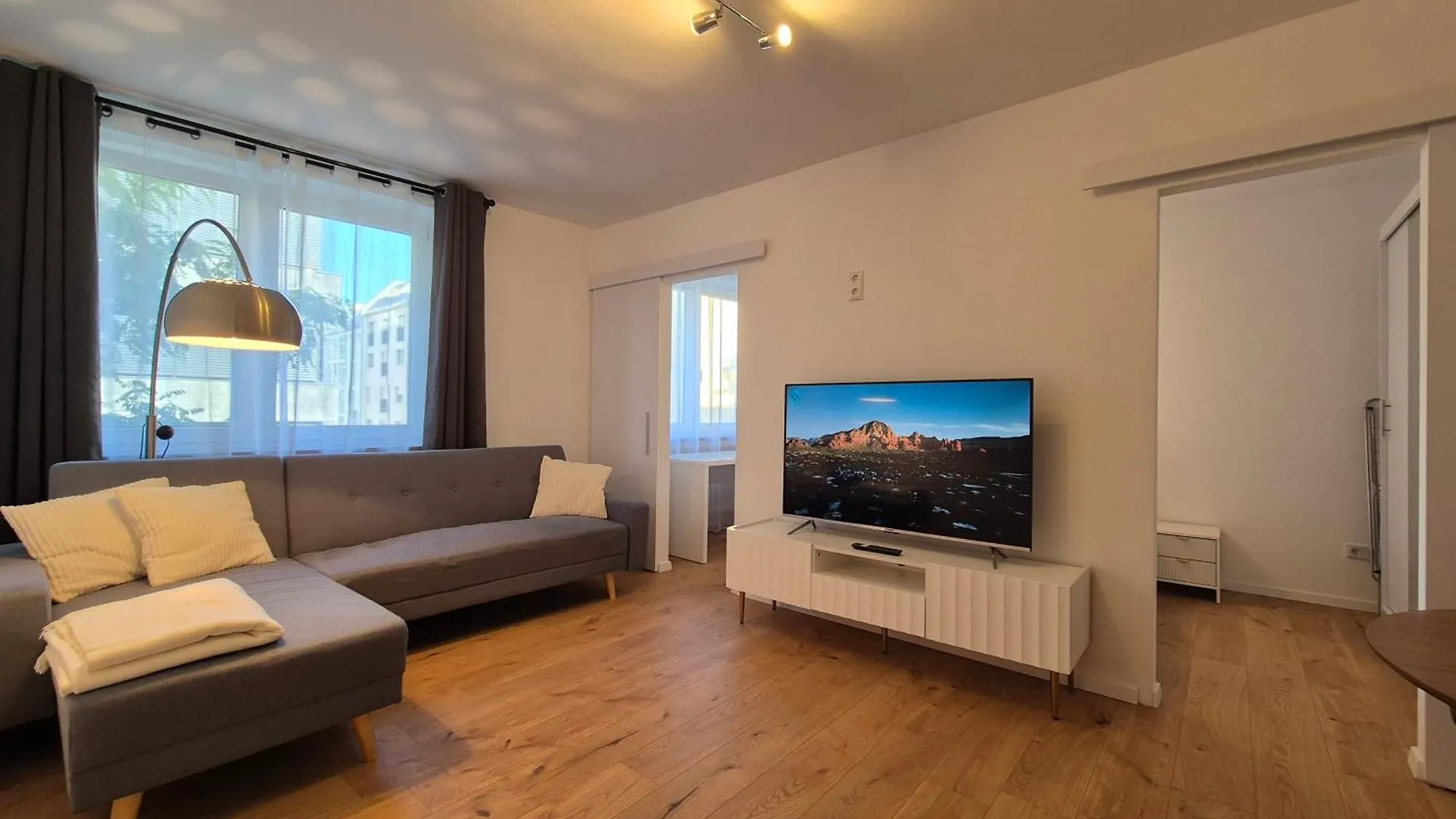 Modern City Apartment 1 location
